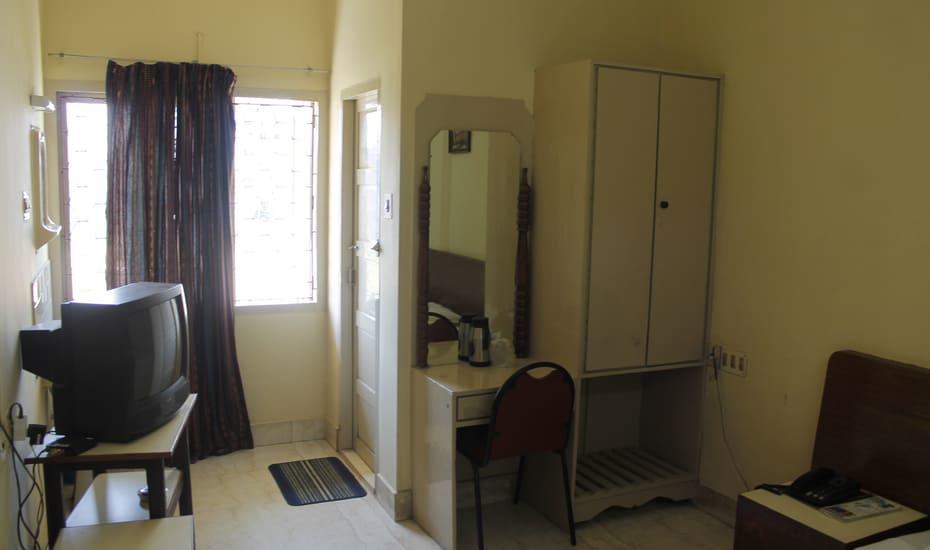 Hotel Regency Thiruvananthapuram Exteriör bild